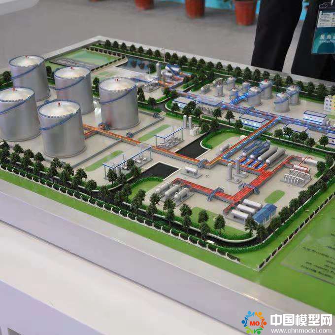 樓盤沙盤模型制作、別墅沙盤模型制作、城市規(guī)劃沙盤制作、建筑模型設(shè)計(jì)制作、工業(yè)模型設(shè)計(jì)制作、數(shù)字多媒體沙盤制作